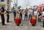 Wujud-Sinergi-Polri-dan-Kejaksaan-dalam-Penegakan-Hukum,-Kapolres-Belu-Hadiri-Pemusnahan-53-Barang-Bukti-dari-16-Perkara-Inkracht
