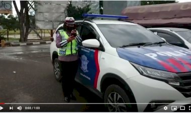 Penling-di-Jalan,-Sat-Lantas-Polres-Belu-Kembali-Ajak-Warga-Tidak-Mudik-dan-Tertib-Berlalu-Lintas