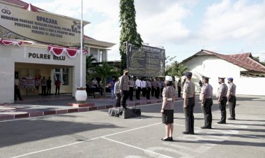 Kapolres-Belu-Pimpin-Upacara-Kenaikan-Pangkat-Reguler-Personil-Polres-Belu-dan-Subden-II-Yon-A-Pelopor-Brimob-Belu