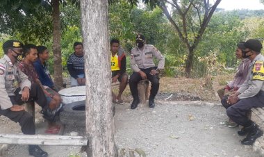 Lewat-Patroli-Dialogis,-Polsek-Lamaknen-Ajak-Masyarakat-Lebih-Disiplin-Terapkan-Protokol-Kesehatan