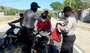 Polsek-Raihat-Gelar-Aksi-Gebrak-Masker-dan-Sosialisasi-3M-Cegah-Covid-19