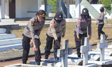 Hargai-Jasa-Pahlawan,Srikandi-Polres-Belu-Gelar-Ziarah-dan-Tabur-Bunga-di-Momen-Ultah-Polwan-ke-72