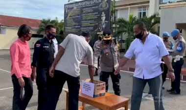 Solidaritas-untuk-Lembata,-Polres-Belu-Galang-Dana-untuk-Korban-Erupsi-Gunung-Ile-Lewotolok