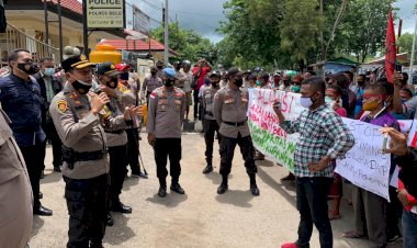 Dialog-dengan-Peserta-Aksi-Damai,-Kapolres-Belu:-Penahanan-AD-Ditangguhkan,-Proses-Hukum-Tetap-Berjalan