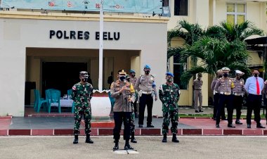 Mantapkan-Sinergitas-TNI-Polri,-Kapolres-Belu-bersama-Dandim-dan-Danyon-RK-744/SYB-Pimpin-Apel-Bersama