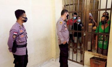Cek-Rutan-Polres-Belu,-Kapolres-Belu,-AKBP-Khairul-Saleh-Beri-Pesan-Ini-untuk-Anggota-Jaga-dan-Para-Tahanan