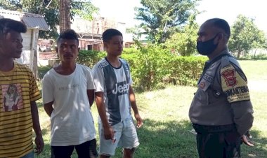 Patroli-Dialogis,-Bhabinkamtibmas-Nanaenoe-Ingatkan-Remaja-Jaga-Jarak-dan-Pakai-Masker-Saat-Keluar-Rumah