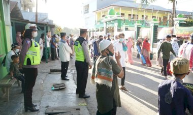 Ops-Ketupat-2021,-Polres-Belu-Turun-Penuh-Amankan-Ibadah-Sholat-Idul-Fitri-1442-H