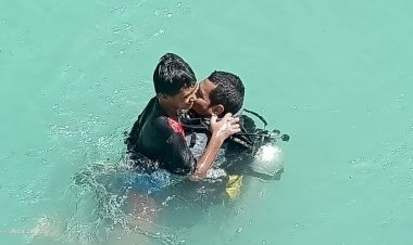 Aksi-Heroik-Anggota-Ditpolair-Polda-NTT-Selamatkan-Bocah-Tenggelam-di-Sungai-Beleno-Kupang