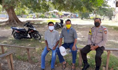 Sambang-Warga,-Bhabinkamtibmas-Bakustulama-Ingatkan-Warga-Tentang-Bahaya-Covid-19