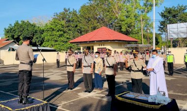 Kapolres-Belu-Mengambil-Sumpah-Jabatan-Kapolsek-Raihat-dan-Kapolsek-Tasifeto-Barat,-Simak-Isinya