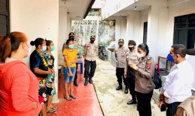 Anggota-Polres-Belu-Ajak-Pengunjung-Hotel-Jauhi-Penyakit-Masyarakat-dan-Disiplin-Prokes