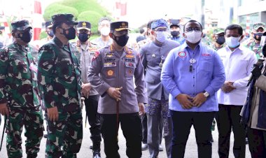 Tinjau-Vaksinasi-Massal-KSPSI-di-Sumedang,-Kapolri:-Kesehatan-Buruh-Terjaga-Ekonomi-Bertumbuh