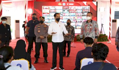 Polri-Bersinergi-dengan-BEM-dan-OKP-Gelar-Vaksinasi-Merdeka-se-Indonesia