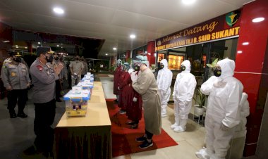 Peringati-Hari-Pahlawan,-Kapolri:-Berjuang-dan-Bersatu-Padu-Bangkit-di-Tengah-Pandemi-Covid-19