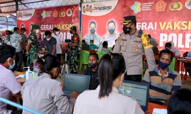 Akselerasi-Vaksinasi-Jelang-Nataru,-Polres-Belu-Bersama-TNI-dan-Pemda-Gelar-Vaksinasi-Massal-untuk-Masyarakat