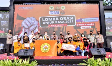 Gelar-Lomba-Orasi,-Kapolri:-Mari-Ciptakan-Alam-Demokrasi-yang-Lebih-Baik