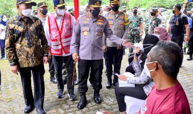Gelar-Vaksinasi-se-Indonesia,-Kapolri-Minta-Wilayah-Berpacu-Kejar-Target-70-Persen