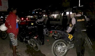 Gelar-KRYD-hingga-Dini-Hari,-Sat-Samapta-Polres-Belu-Imbau-Warga-Jaga-Kamtibmas,-Stop-Berkerumun-dan-Taati-Prokes