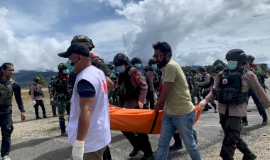 Ops-Damai-Cartenz-Berhasil-Evakuasi-8-Korban-Penembakan-KKB