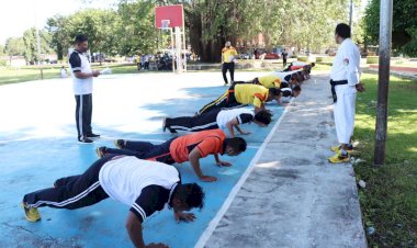 Jaga-Kebugaran-di-Tengah-Pandemi,-Personil-Polres-Belu-laksanakan-Samjas-dan-Bela-Diri-Polri-Semester-I-Tahun-2022