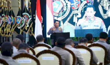 Buka-Rakernis-Gabungan,-Kapolri-Harapkan-Polri-Presisi-jadi-Lompatan-Jauh