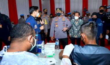 Kapolri-Kejar-Target-Vaksin-Booster-Agar-Warga-Miliki-Kekebalan-Jalani-Aktivitas-Ramadan