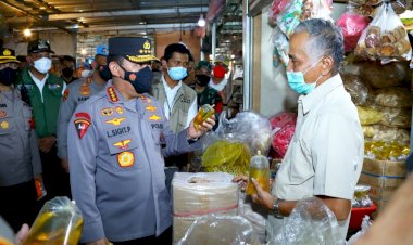 Kapolri-Tekankan-Terus-Awasi-Implementasi-Kebijakan-Larangan-Ekspor-Minyak-Goreng