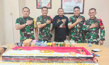 Jauh-jauh-dari-Kupang-ke-Tapal-Batas,-Danbrigif-bersama-Danyon-Armed-Beri-Kejutan-Manis-untuk-Polres-Belu