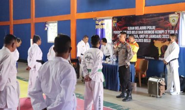 Diusulkan-Naik-Pangkat-Tahun-Depan,-4-Perwira-dan-44-Bintara-Polres-Belu-Ikut-Ujian-Bela-Diri-Polri