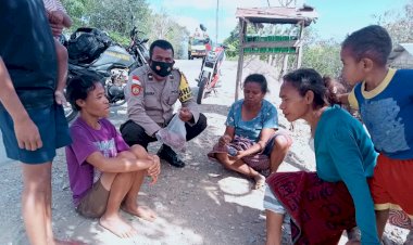 Sentuh-Warga-Binaannya,-Bhabinkamtibmas-Raimanus-Pinta-Warga-Stop-Bermain-Judi