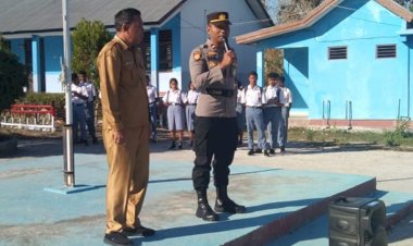 Pasca-Damaikan-Perkelahian-Antar-Pelajar,-Kapolsek-Tasifeto-Barat-Turun-ke--SMAN-2-Tasbar-Gelar-Penyuluhan-Pencegahan-Kenakalan-Remaja