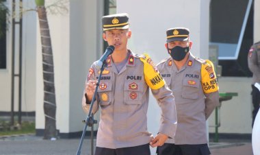 Pimpin-Apel-Awal-Minggu,-Wakapolres-Belu-Ingatkan-Anggota-Waspada-Bencana-Alam-dan-Penyakit-Saat-Peralihan-Musim