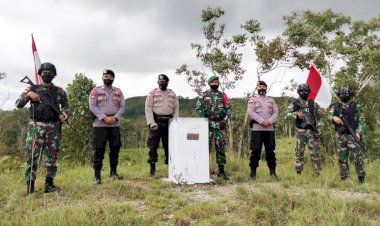 Pastikan-Batas-Negara-Aman,-Polsubsektor-Lookeu-Polres-Belu-Bersama-Satgas-Pamtas-Bersinergi-Gelar-Patroli-Perbatasan