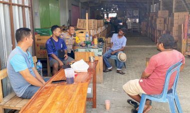 Ngopi-Bareng,-Warga-Pasar-Baru-Apresiasi-Langkah-Kapolres-Belu-Ciptakan-Kamtibmas-di-Wilayah-Tapal-Batas-RI-RDTL