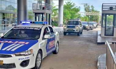 Jamin-Keamanan,-Polres-Belu-bersama-TNI-Kawal-Pelintasan-Presiden-Timor-Leste-dan-Rombongan-Menuju-Oecusse