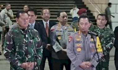 Kapolri-Bersama-Panglima-TNI-Tinjau-Misa-Natal-2022-di-Gereja-Katedral-Jakarta