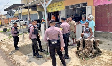 Sisir-Perkotaan,-Sat-Samapta-Polres-Belu-Tak-Henti-Beri-Imbauan-Kamtibmas-ke-Masyarakat