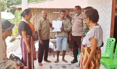 Di-Mediasi-Bhabinkamtibmas-Umaklaran-Polres-Belu,-Konflik-Antara-Ayah-dan-Anak-di-Desa-Sadi-Akhirnya-Berakhir-dengan-Damai