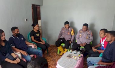 Jumat-Curhat,-Kapolsek-Lamaknen-Rangkul-Pemuda-Weluli-Ikut-Berperan-Jaga-Kamtibmas