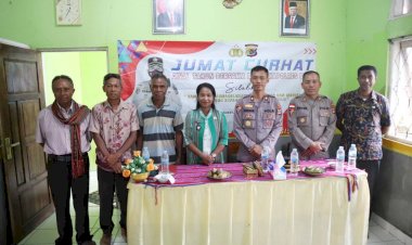 Jumat-Curhat-di-Kelurahan-Umanen,-Wakapolres-Belu-Ajak-Semua-Pihak-Dukung-Polri-Jaga-Kamtibmas