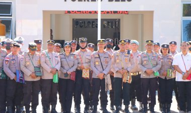Dukung-Kebijakan-Kapolda-NTT,-Polres-Belu-dan-Jajaran-Serentak-Kenakan-Tas-Motif-Tradisional-Produk-UMKM