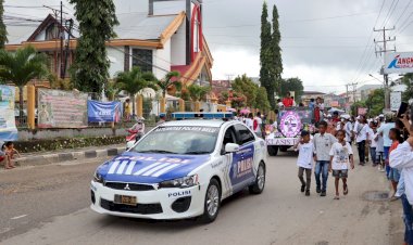 Ribuan-Jemaat-GMIT-Klasis-Belu-Pawai-Kemenangan-Paskah,-Personel-Ops-Semana-Santa-Polres-Belu-Turun-Lakukan-Pengamanan-dan-Pengawalan