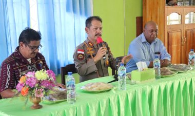 Jumat-Curhat-Bersama-Warga-Beirafu,-Kapolres-Belu-Dapat-Apresiasi-dan-Masukan-dari-Masyarakat-Soal-Kamtibmas