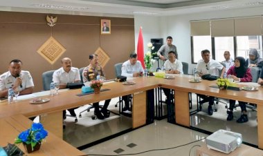 Hadir-di-PLBN-Motaain,-Tim-Baintelkam-Polri-bersama-Kapolres-Belu-Rapat-Bersama-Bahas-penanggulangan-Transnational-Crime-di-perbatasan-RI-RDTL
