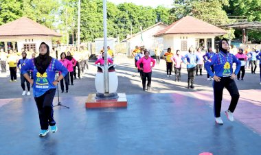 Pupuk-Kebersamaan-dan-Kekompakan,-Polwan-Polres-Belu-Gelar-Olahraga-Bersama-Sambut-Hari-Jadi-Polwan-RI-ke-75