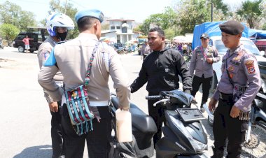 Hari-ke-11-Operasi,-Satgas-Operasi-Pekat-Polres-Belu-Gelar-Razia-Kendaraan-di-Jalur-Tapal-Batas