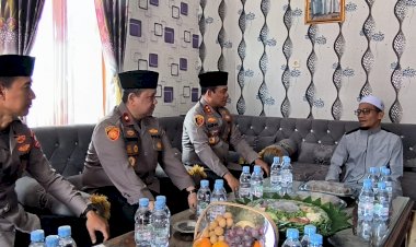 Disambangi-Tiga-Jenderal-Ops-NCS,-ketua-Ponpes-Daarul-Falah-Ciamis-Dukung-Polri-Wujudkan-Pemilu-Damai