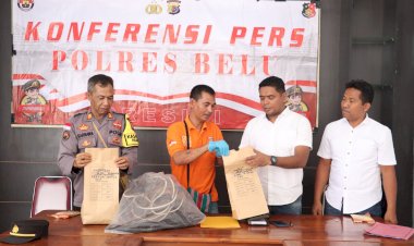 Gelar-Konferensi-Pers,-Polres-Belu-Ungkap-Fakta-Hasil-Olah-TKP-Kasus-Kebakaran-Rumah-Jurnalis