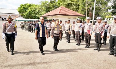 Persiapan-Pengamanan-Natal-dan-Tahun-Baru,-Polres-Belu-Laksanakan-Apel-Gelar-Pasukan-Operasi-Lilin-Turangga-2023